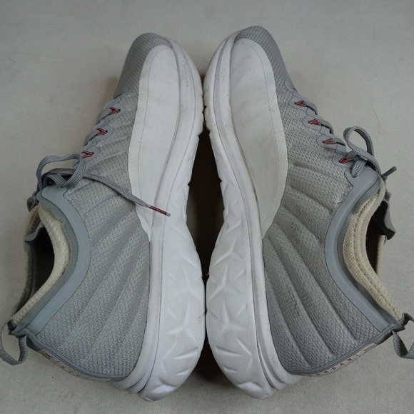 Nike Jordan Trainer. White 881463-008 Size 13. 318 main image 7
